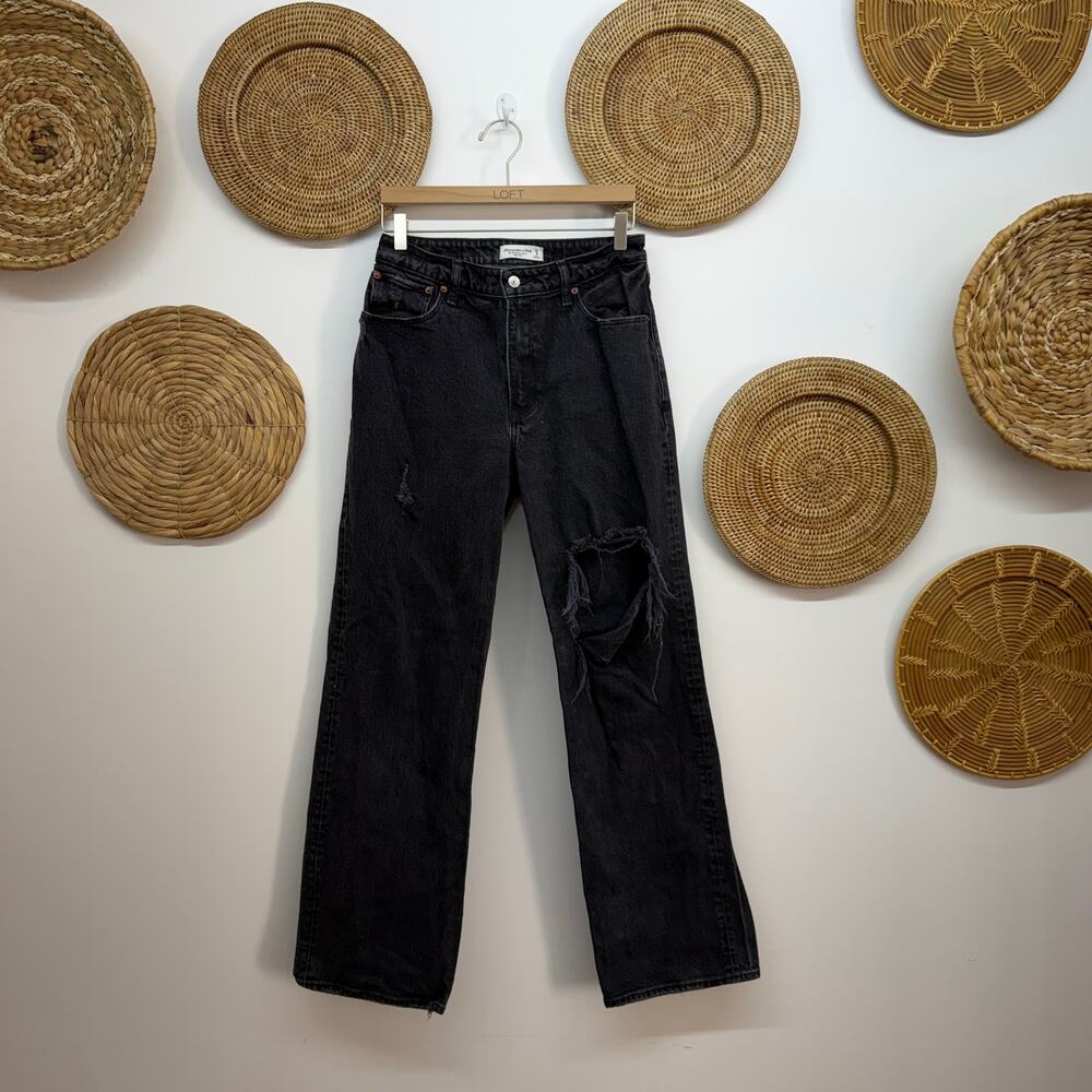 Abercrombie Curve Love The 90s Relaxed Jean High Rise 29/8